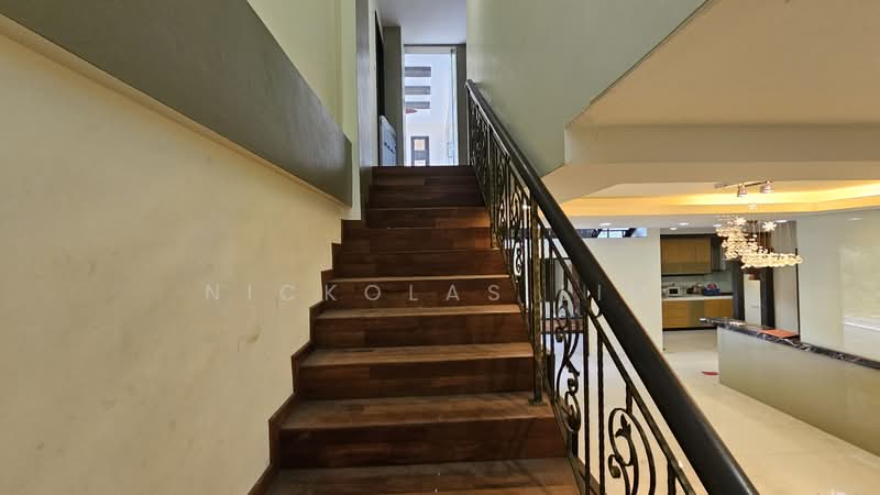 Kondominium untuk Disewa di Alila Horizons Condominium - Nickolas Lim - Stairs - PropertyGuru.com.my