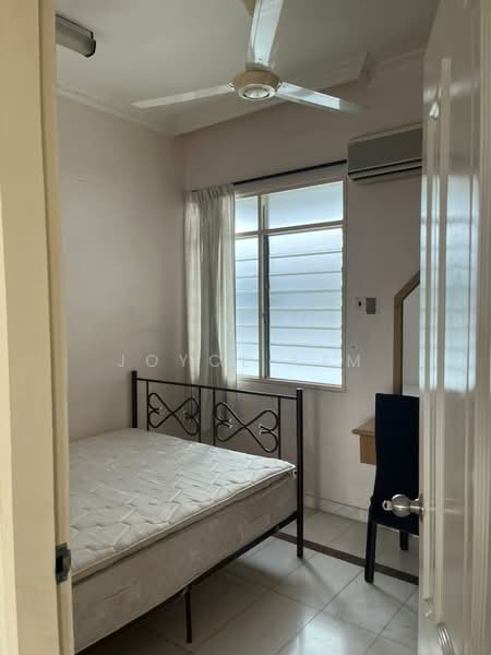 Kondominium untuk Disewa di University Heights - JOYCE LIM - Bedroom - PropertyGuru.com.my