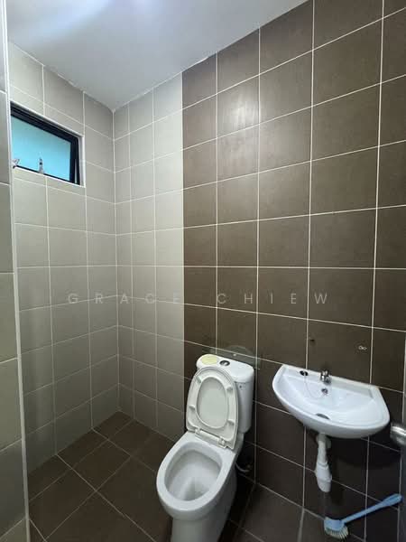 Rumah Teres 2 Tingkat untuk Disewa di Johor Bahru (Johor) - Grace Chiew - Bathroom - PropertyGuru.com.my