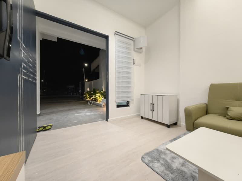 Rumah Teres 1 Tingkat untuk Dijual di Taman Seaview (Melaka City) - Woon . - Living Room - PropertyGuru.com.my