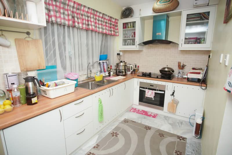 Condominium for Sale at Meadow Park 2 - Hao Kai Khaw - Kitchen - PropertyGuru.com.my