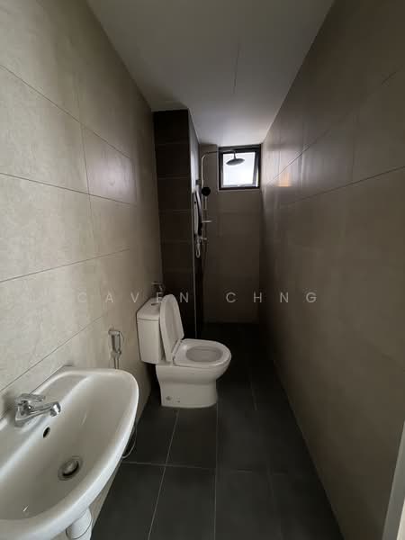 Servis Apartment untuk Disewa di AraTre' Residences - Caven Chng - Bathroom - PropertyGuru.com.my