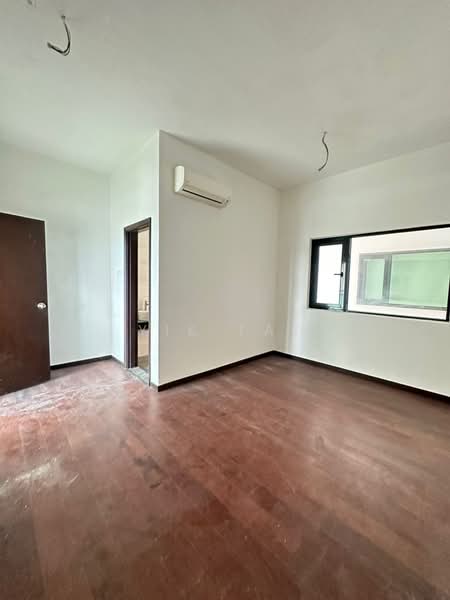 Service Residence for Sale at Molek Regency - Yik Tat - Interior - PropertyGuru.com.my