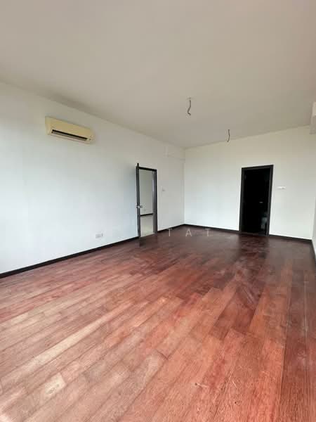 Service Residence for Sale at Molek Regency - Yik Tat - Interior - PropertyGuru.com.my