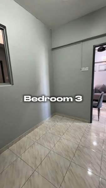 Rumah Flat untuk Disewa di Taman Sri Pinang - JOYCE LIM - Bedroom - PropertyGuru.com.my