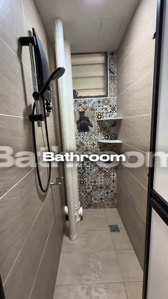Rumah Flat untuk Disewa di Taman Sri Pinang - JOYCE LIM - Bathroom - PropertyGuru.com.my