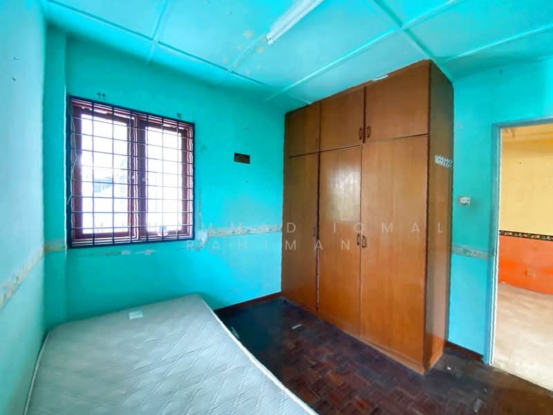 Apartment for Sale at Apartment Ros - Muhammad Iqmal Rahiman - Bedroom - PropertyGuru.com.my