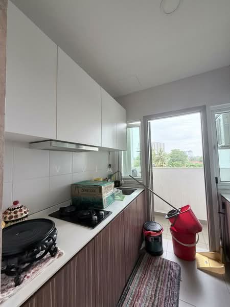 Service Residence for Rent at Seasons Amara Larkin - Vivian Ho - Kitchen - PropertyGuru.com.my