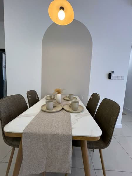 Kondominium untuk Disewa di Skyline KL - Elaine Yap - Dining Room - PropertyGuru.com.my