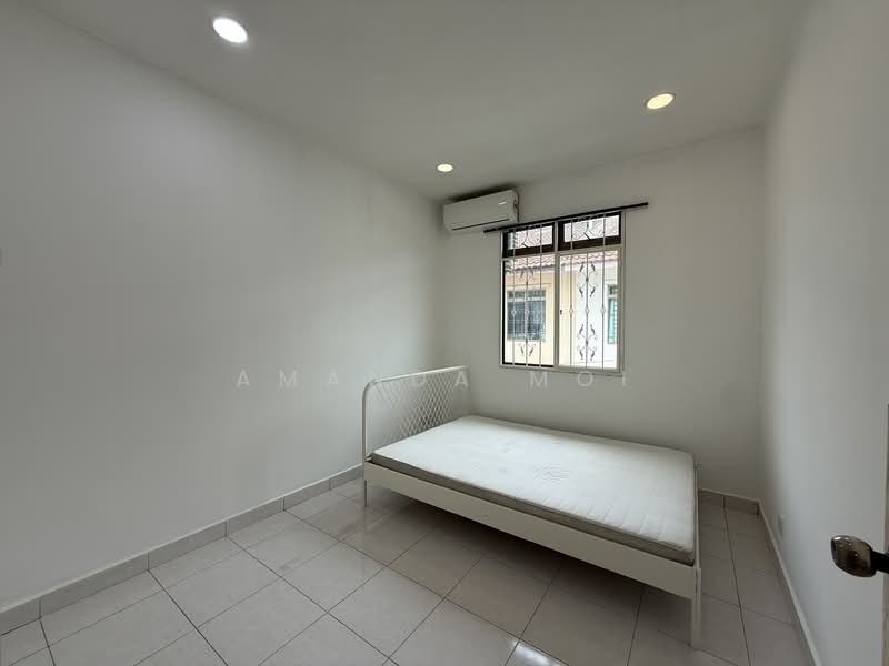 Rumah Teres 2 Tingkat untuk Disewa di Taman Mount Austin (Tebrau) - Amanda Moi - Bedroom - PropertyGuru.com.my