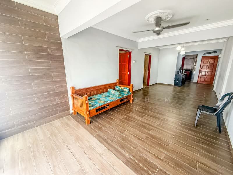 Pangsapuri untuk Dijual di Apartment Okid - Azli Ibrahim - Living Room - PropertyGuru.com.my