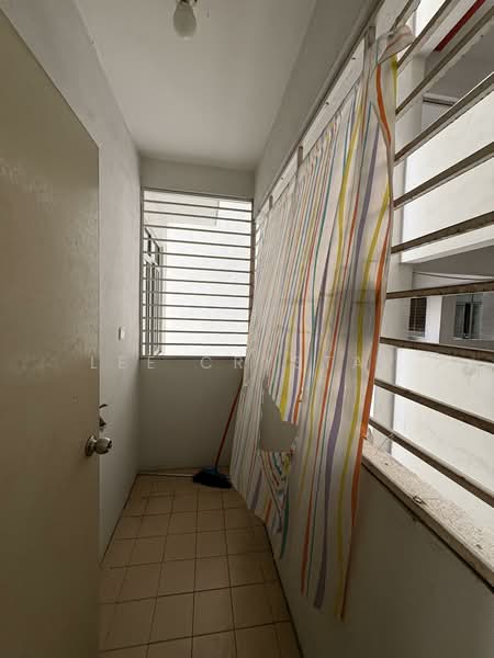 Condominium for Rent at Pearl Avenue - Lee Crystal - Balcony - PropertyGuru.com.my