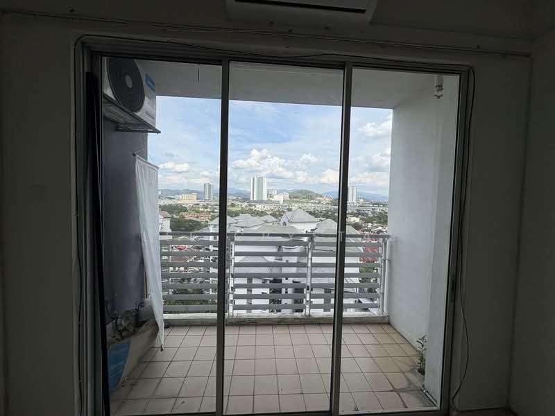 Condominium for Rent at Pearl Avenue - Lee Crystal - Balcony - PropertyGuru.com.my