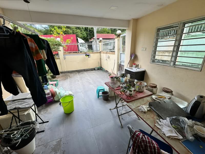 2.5-storey Terraced House for Sale in Taman Indah Gemilang 1 (Batu Caves) - Welson Moo - Balcony - PropertyGuru.com.my