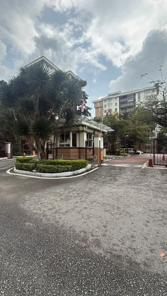 Condominium for Sale at Bungaraya Condominium - PJ Low - Exterior - PropertyGuru.com.my