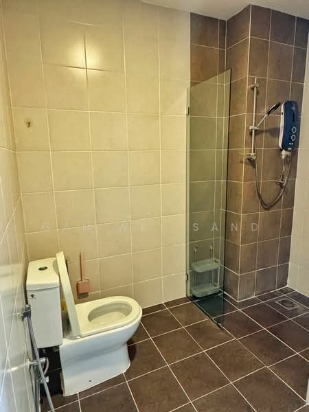 Servis Apartment untuk Disewa di D'sands Residence - GAN WEY SAND - Bathroom - PropertyGuru.com.my