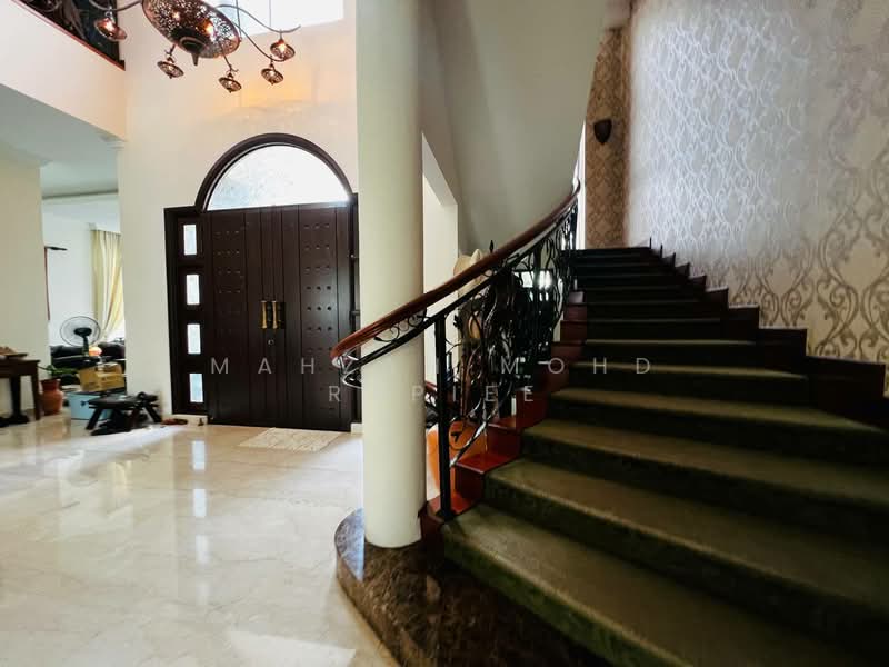 Bungalow for Sale in Cyberjaya (Selangor) - Mahzah Mohd Rapiee - Entrance - PropertyGuru.com.my