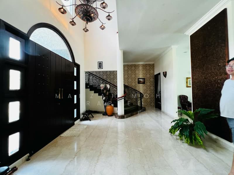 Bungalow for Sale in Cyberjaya (Selangor) - Mahzah Mohd Rapiee - Entrance - PropertyGuru.com.my