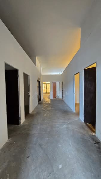 Shop for Sale in Balakong (Selangor) - Sharon Khong - Corridor - PropertyGuru.com.my