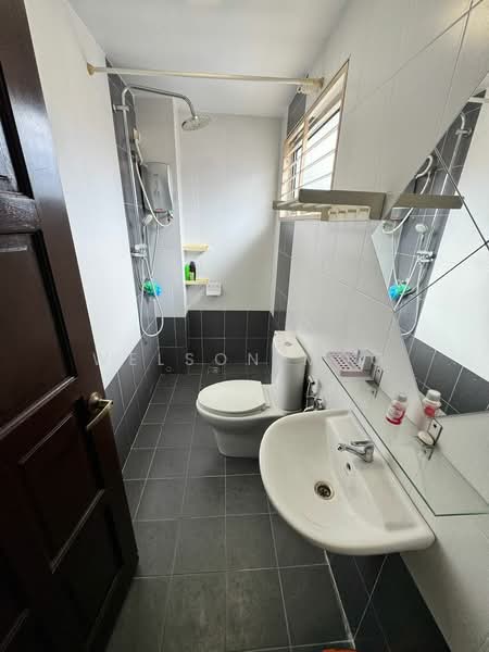 2.5-storey Terraced House for Sale in Taman Indah Gemilang 1 (Batu Caves) - Welson Moo - Bathroom - PropertyGuru.com.my