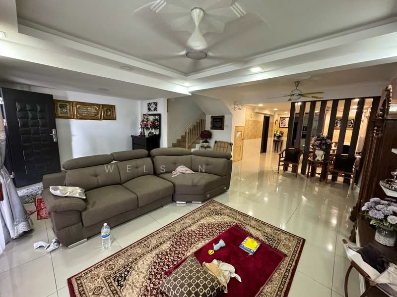 2.5-storey Terraced House for Sale in Taman Indah Gemilang 1 (Batu Caves) - Welson Moo - Living Room - PropertyGuru.com.my
