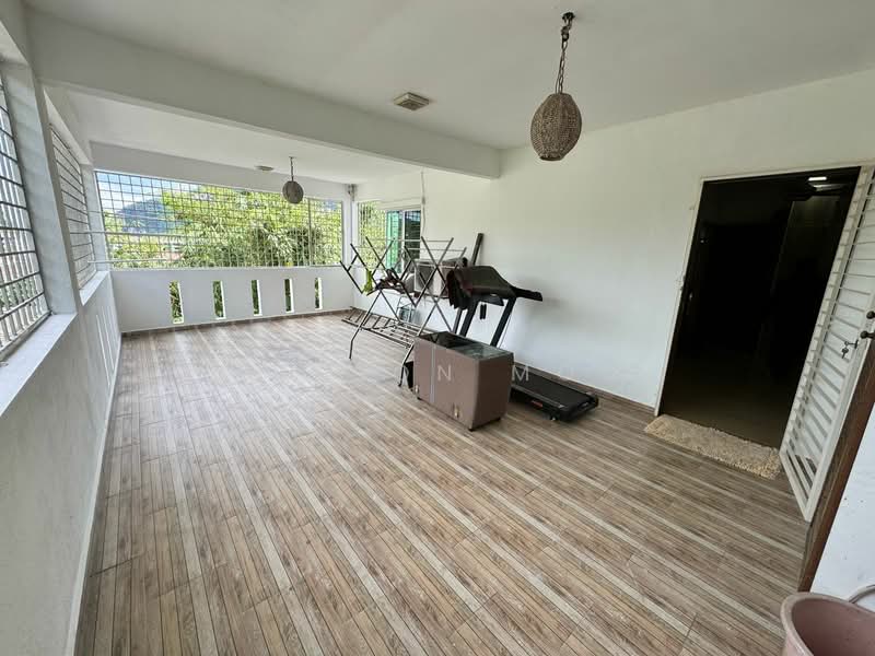 2.5-storey Terraced House for Sale in Taman Indah Gemilang 1 (Batu Caves) - Welson Moo - Balcony - PropertyGuru.com.my
