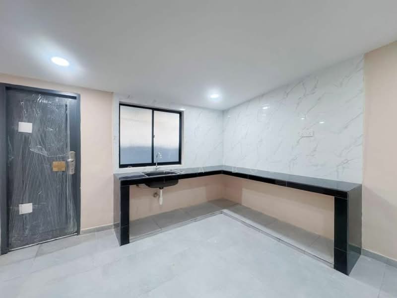 1-storey Terraced House for Sale in Taman Sri Skudai (Skudai) - Jessica Boey - Kitchen - PropertyGuru.com.my