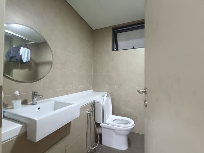 Servis Apartment untuk Disewa di Radia Residences - Shan Shan - Bathroom - PropertyGuru.com.my
