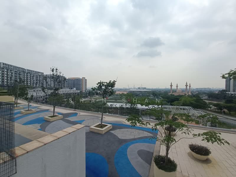 Servis Apartment untuk Disewa di Radia Residences - Shan Shan - View - PropertyGuru.com.my