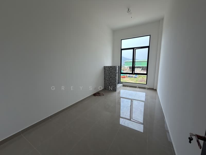Factory for Rent in Rawang (Selangor) - Greyson Yap - Interior - PropertyGuru.com.my