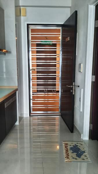 Condominium for Rent at Amberside @ Country Garden Danga Bay - Simon Wang - Entrance - PropertyGuru.com.my
