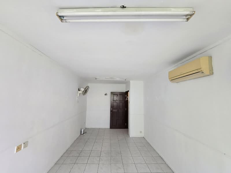 Shop / Office for Sale in Bukit Idaman (Selayang) - Nazrin Hakimin - Interior - PropertyGuru.com.my