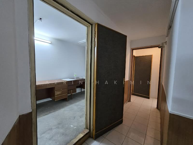 Shop / Office for Sale in Bukit Idaman (Selayang) - Nazrin Hakimin - Study - PropertyGuru.com.my