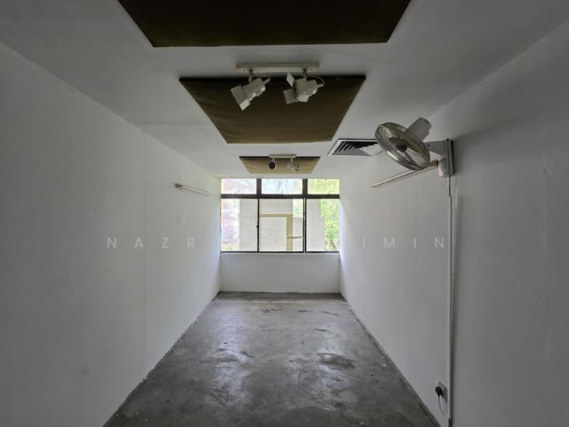 Shop / Office for Sale in Bukit Idaman (Selayang) - Nazrin Hakimin - Interior - PropertyGuru.com.my
