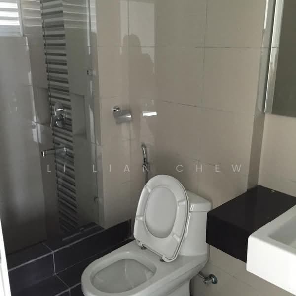 Service Residence for Sale at Tropez Residences - Li Lian Chew - Bathroom - PropertyGuru.com.my