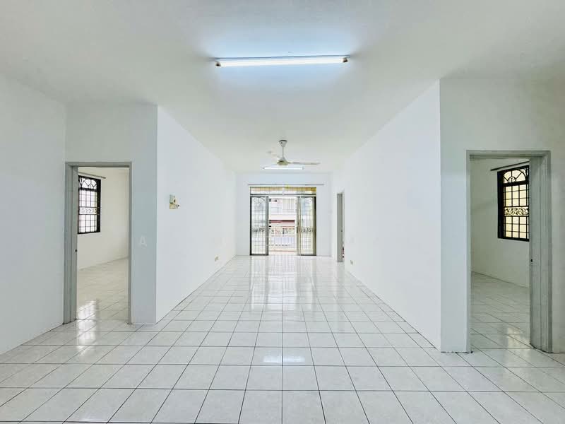 Condominium for Sale at Platinum Hill PV 3 - Azim Othman - Living Room - PropertyGuru.com.my