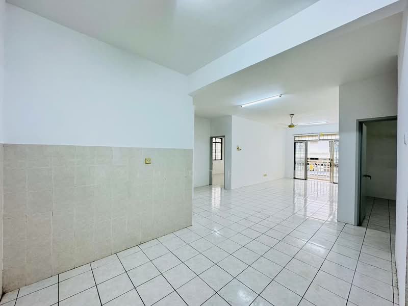 Condominium for Sale at Platinum Hill PV 3 - Azim Othman - Living Room - PropertyGuru.com.my