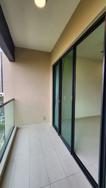 Servis Apartment untuk Disewa di Residensi Solaris Parq - Tien Ee Yap - Balcony - PropertyGuru.com.my