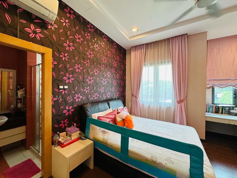 Bungalow for Sale in Cyberjaya (Selangor) - Mahzah Mohd Rapiee - Bedroom - PropertyGuru.com.my