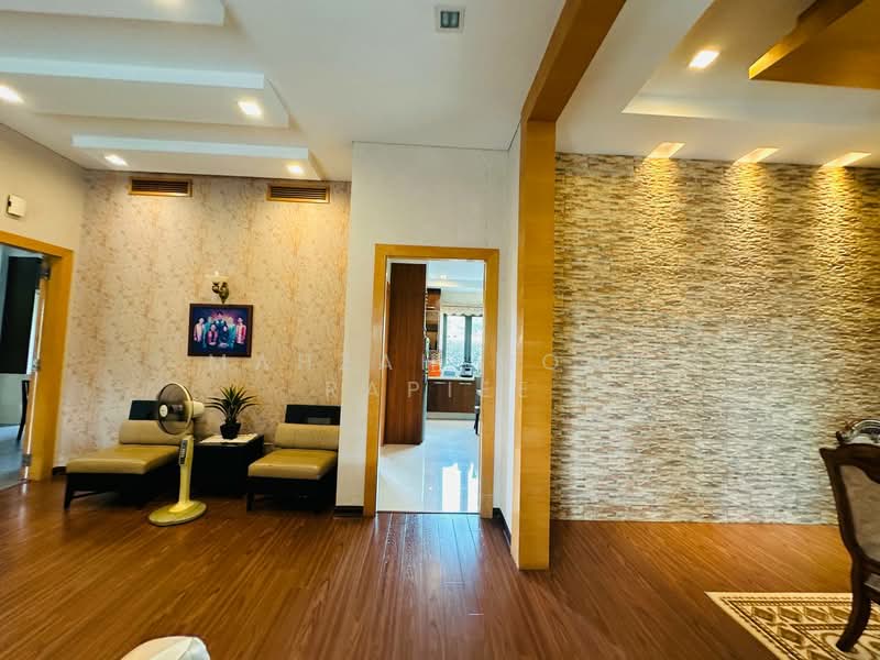 Bungalow for Sale in Cyberjaya (Selangor) - Mahzah Mohd Rapiee - Living Room - PropertyGuru.com.my