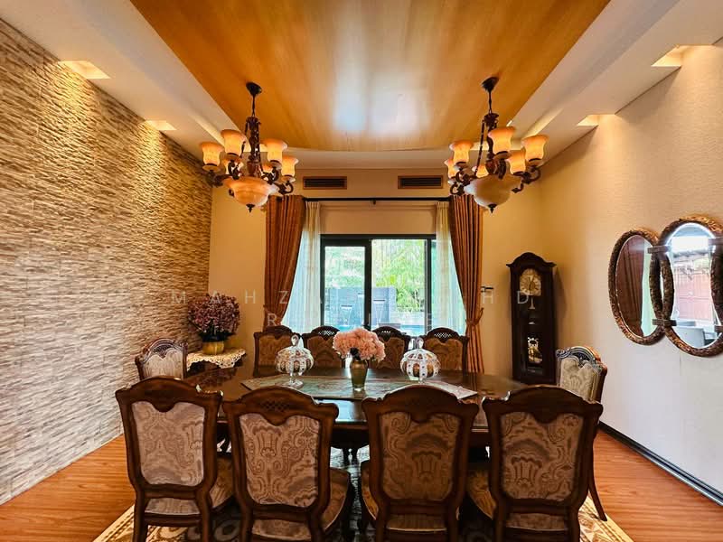 Bungalow for Sale in Cyberjaya (Selangor) - Mahzah Mohd Rapiee - Dining Room - PropertyGuru.com.my