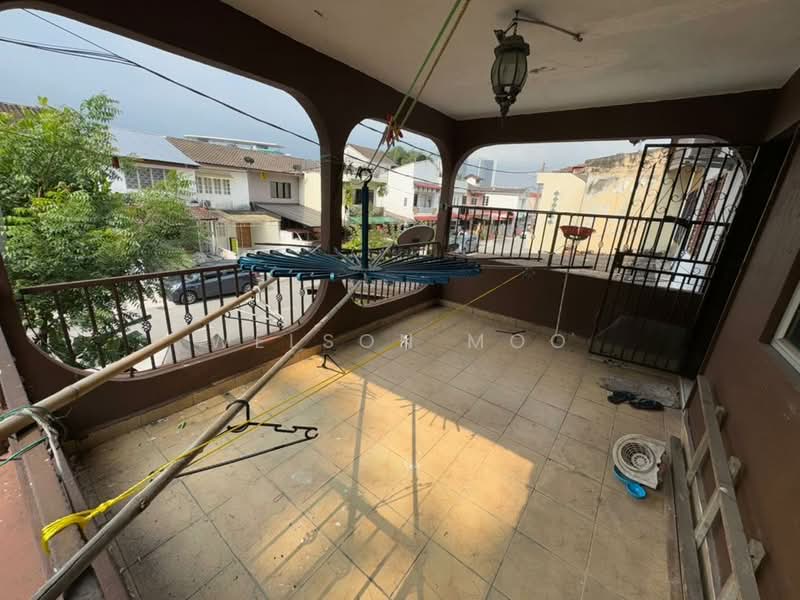 Rumah Teres 2 Tingkat untuk Dijual di Taman Melawati (Ulu Kelang) - Welson Moo - Balcony - PropertyGuru.com.my