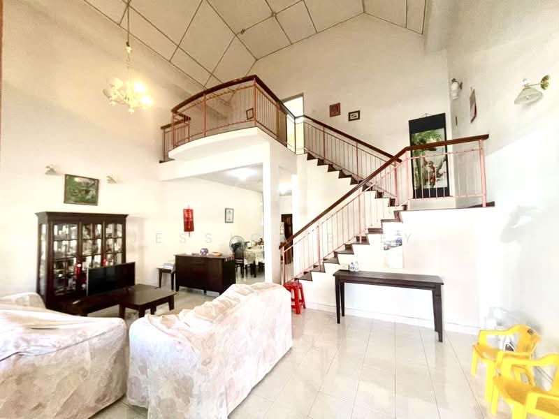 1.5-storey Terraced House for Sale in Taman Pelangi Indah (Ulu Tiram) - Jessica Boey - Living Room - PropertyGuru.com.my