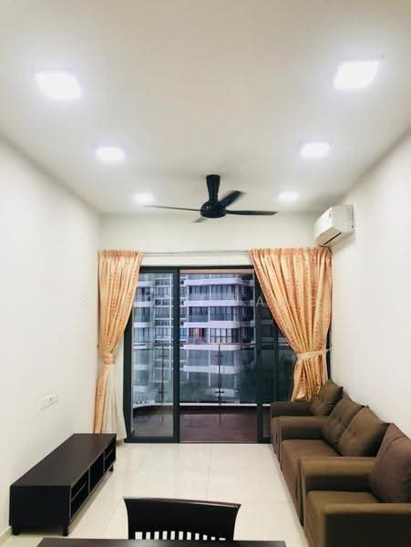 Condominium for Rent at Kings Bay @ Country Garden Danga Bay - Simon Wang - Living Room - PropertyGuru.com.my