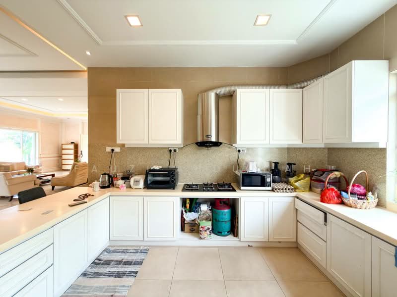 Rumah Banglo untuk Dijual di Bandar Sungai Long (Selangor) - Fauzi Abdullah - Kitchen - PropertyGuru.com.my