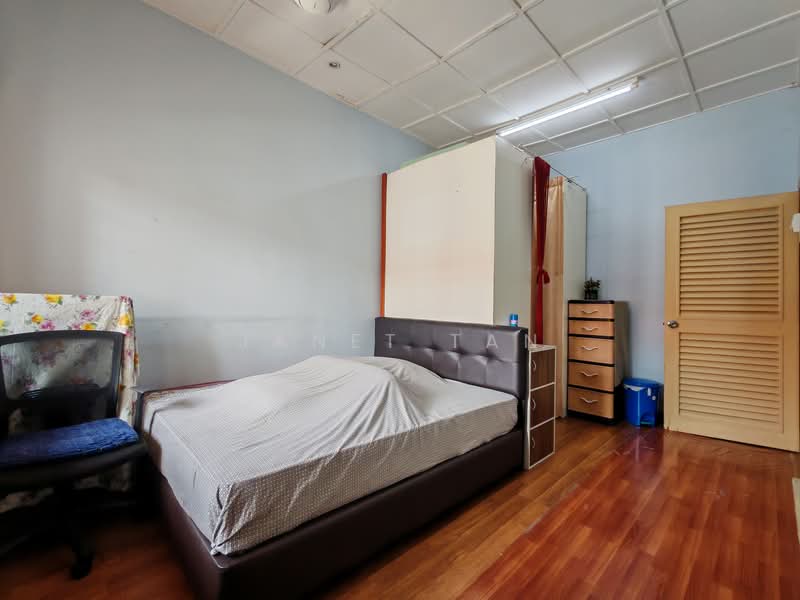 2-storey Terraced House for Sale in SS18 (Subang Jaya) - Janet Tan - Bedroom - PropertyGuru.com.my