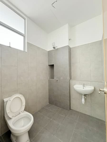 Rumah Teres 2 Tingkat untuk Disewa di Skudai (Johor) - Javenthan Ng - Bathroom - PropertyGuru.com.my