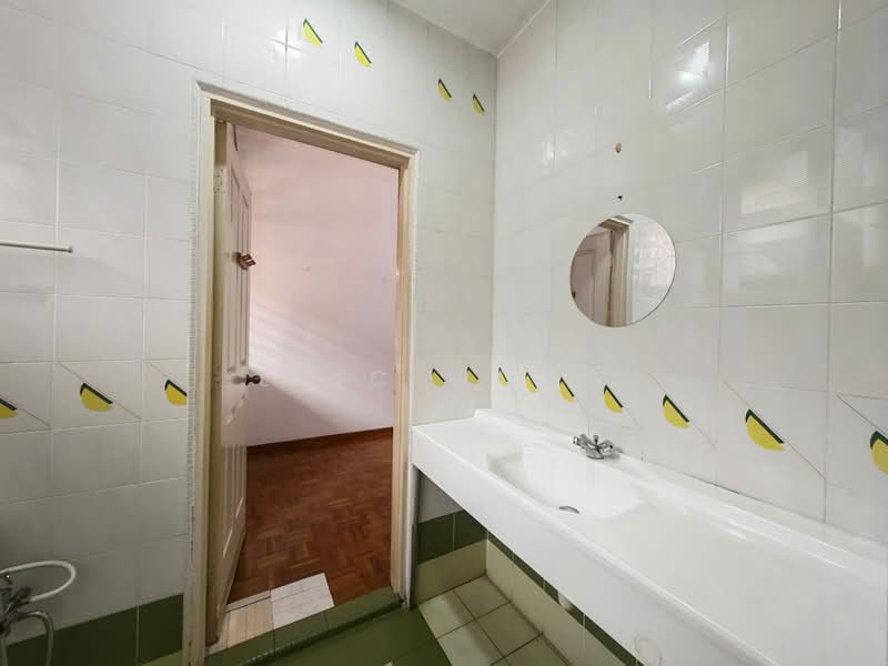 Rumah Teres 2 Tingkat untuk Disewa di Taman Suria (Johor Bahru) - Eric Wong - Bathroom - PropertyGuru.com.my