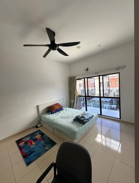 Rumah Teres 3 Tingkat untuk Dijual di Puchong (Selangor) - Johnson Khoo - Bedroom - PropertyGuru.com.my