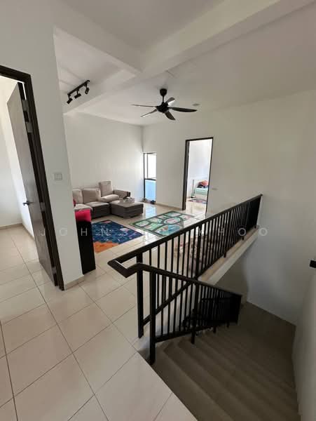 Rumah Teres 3 Tingkat untuk Dijual di Puchong (Selangor) - Johnson Khoo - Living Room - PropertyGuru.com.my